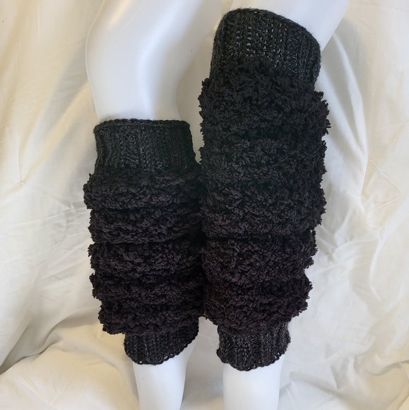 Hand-knit skrunchers™ legwarmers, 10" calf circumfrence (age 10-12 approx.) - Picture 2 of 5